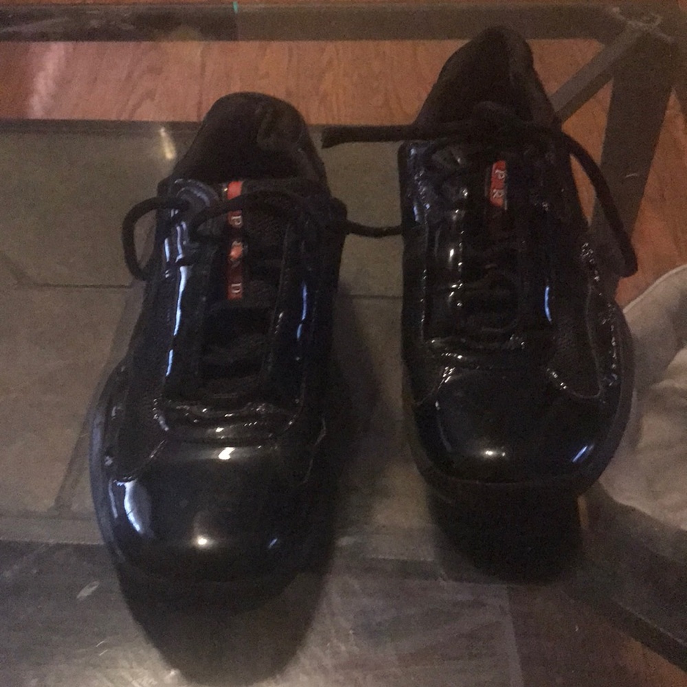 Prada shoes glossy (use)